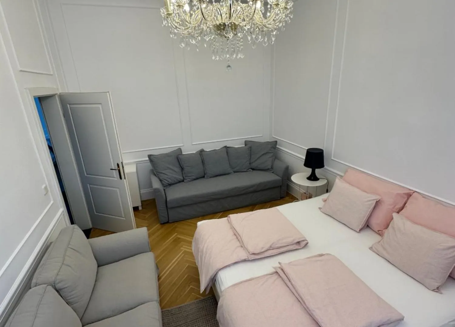 Apartment Royal Residence Schoenbrunn Vienna Austria